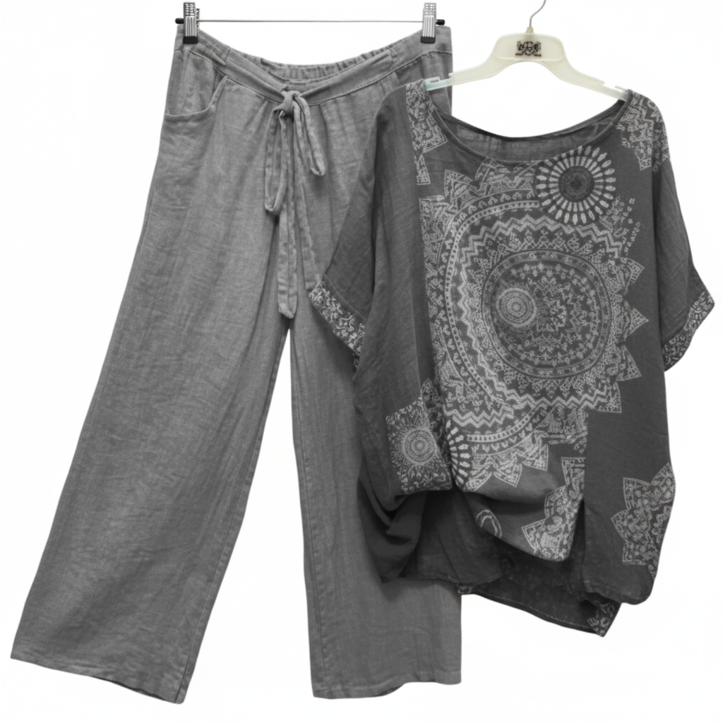 Andrea's™ | Zweiteiliges Set mit Top und gerade geschnittenen Hosen