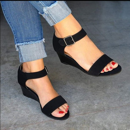 Andrea's™ | Damenmode-Keilabsatzsandalen mit Schnallenriemen