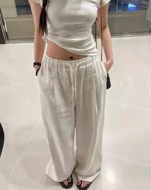 Andrea's™ | Einfarbige, bequeme Hose mit weitem Bein und Taschen