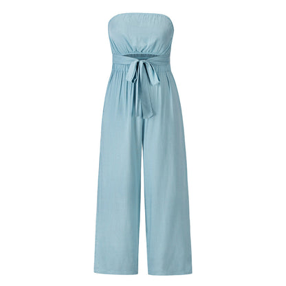 Schicker Jumpsuit im Pinterest-Stil von Andrea Serena