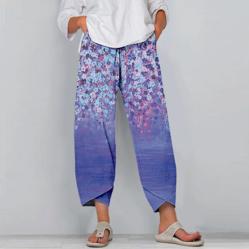 Pinterest-inspirierte, geblümte Freizeithose von Andrea Serena