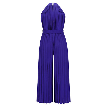 Schicker Jumpsuit im Pinterest-Stil von Andrea Serena