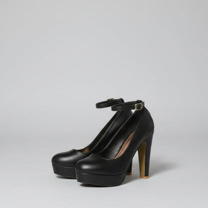 Elegante Pumps mit klobigem Absatz von Andrea Serena