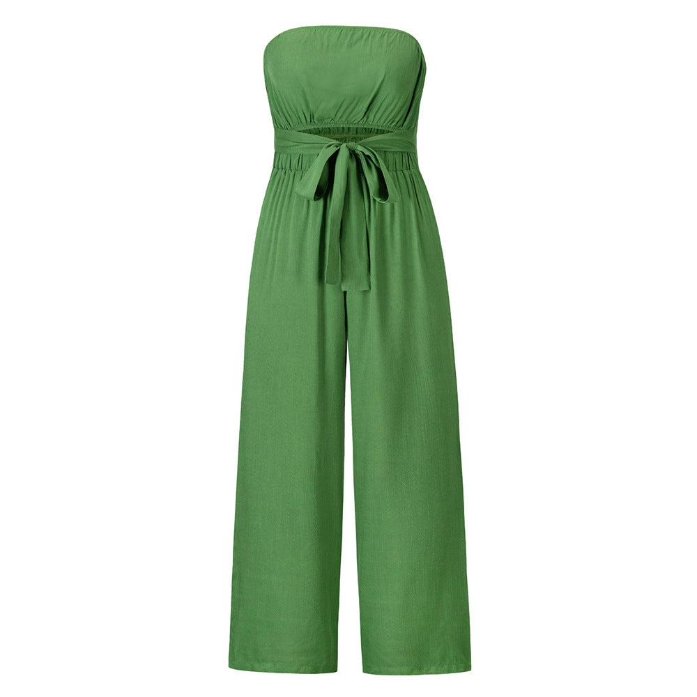 Schicker Jumpsuit im Pinterest-Stil von Andrea Serena