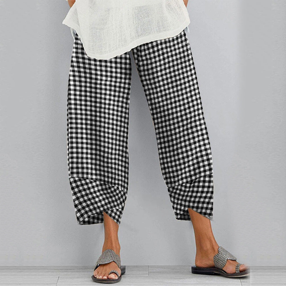Vielseitige karierte Cropped-Hose von Andrea Serena