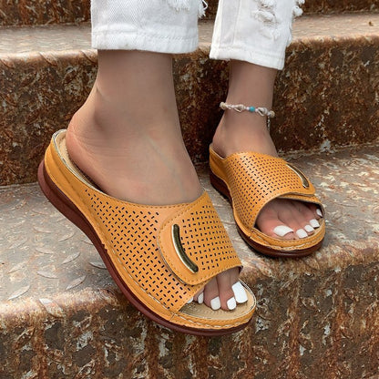 Andrea Serena Damen-Sandalen mit hohler Plateauplatte