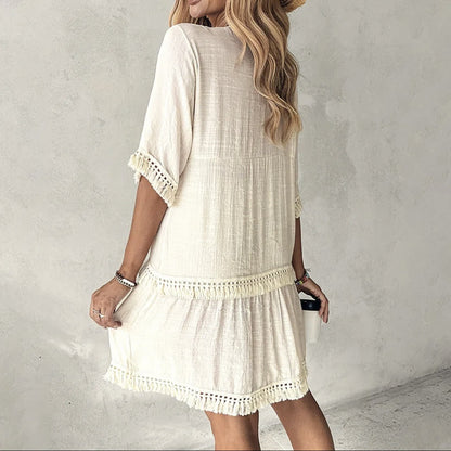 Elegantes Sommerkleid mit V-Ausschnitt von Andrea Serena