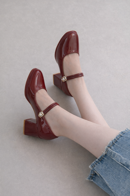 Retro Mary Jane High Heels von Andrea Serena