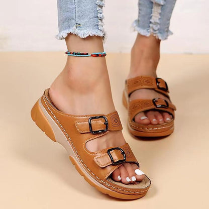 Elegante Keilsandalen von Andrea Serena