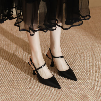 Elegante Andrea Serena Sandalen mit spitzer Zehenpartie und hohem Absatz