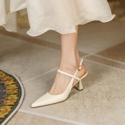 Elegante Stiletto-Pumps von Andrea Serena