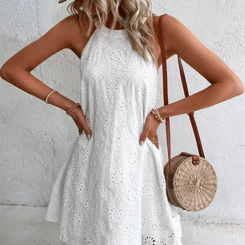 Chic Lace Sleeveless Dress Andrea Serena