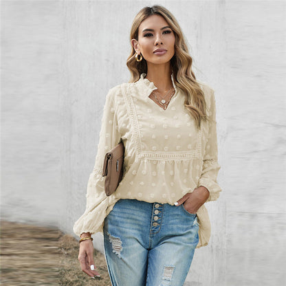 Elegante Spitzenbluse mit V-Ausschnitt von Andrea Serena