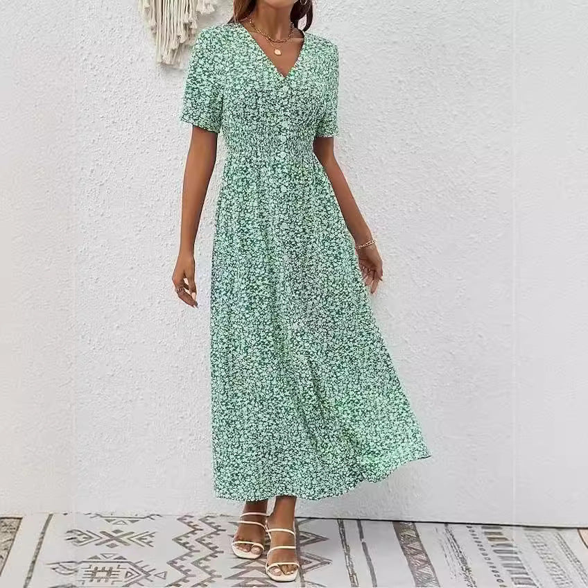 Elegantes Kleid mit V-Ausschnitt und Schlitz von Andrea Serena