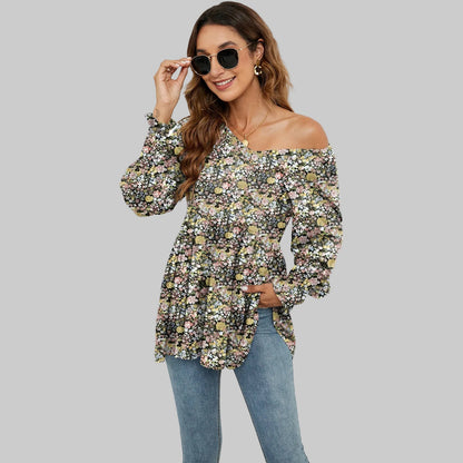 Bluse mit Blumenmuster, Puffärmeln und V-Ausschnitt von Andrea Serena