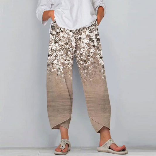 Pinterest-inspirierte, geblümte Freizeithose von Andrea Serena