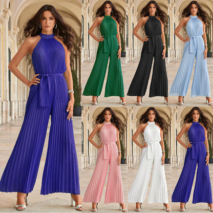 Schicker Jumpsuit im Pinterest-Stil von Andrea Serena