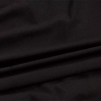 Elegantes Spitzenkleid mit V-Ausschnitt von Andrea Serena
