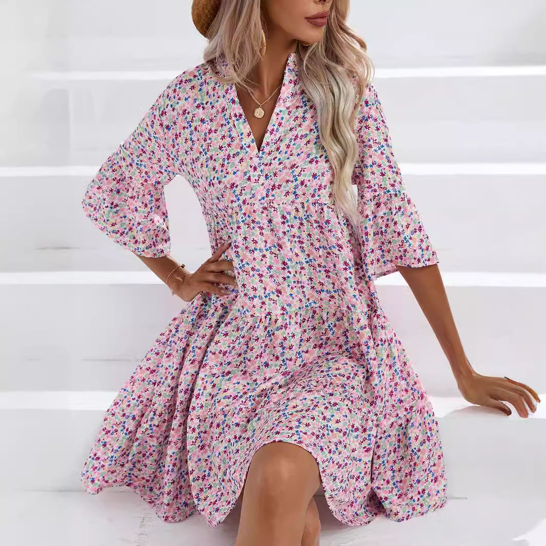 Boho-Sommerkleid mit V-Ausschnitt von Andrea Serena