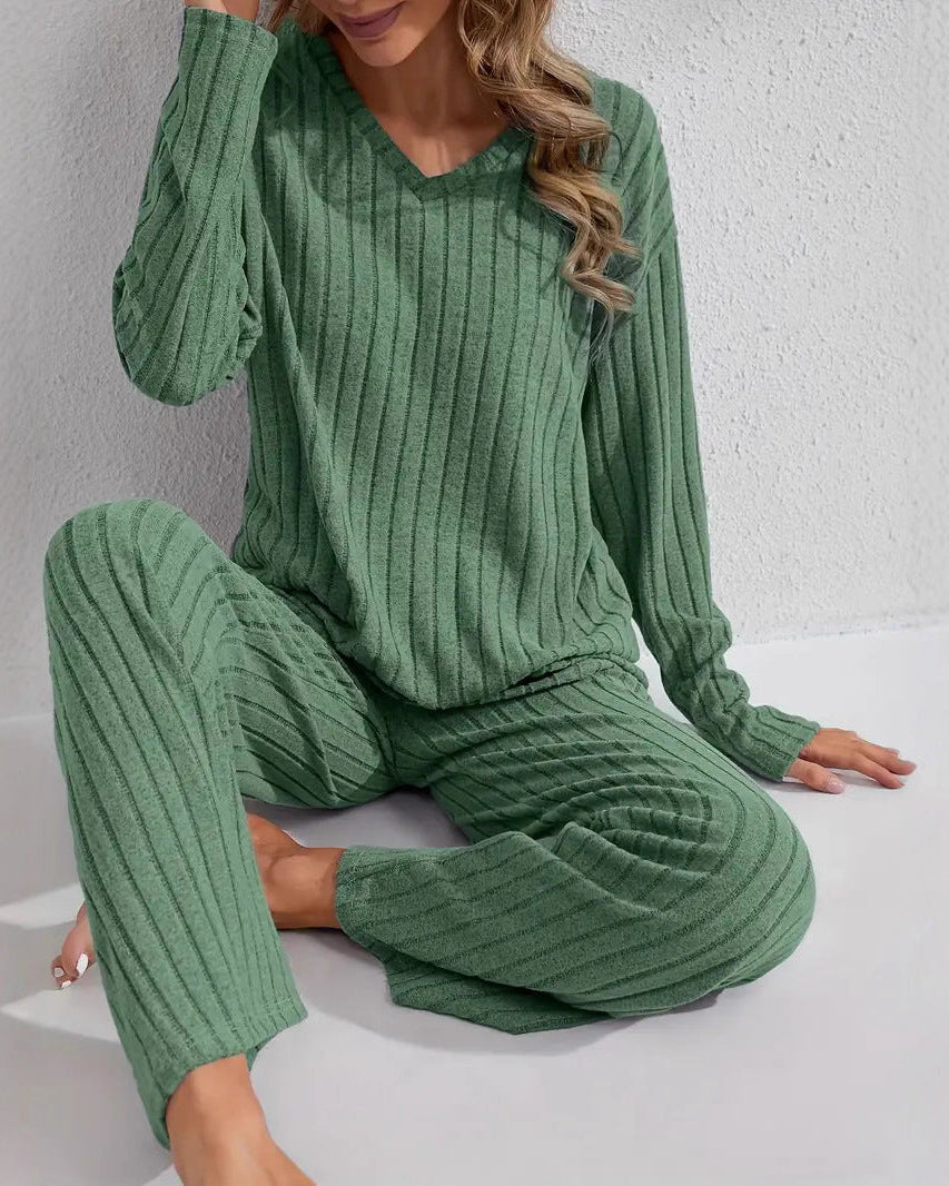 Geripptes Langarmshirt und Hose – Lässiges und bequemes Loungewear-Set für Damen