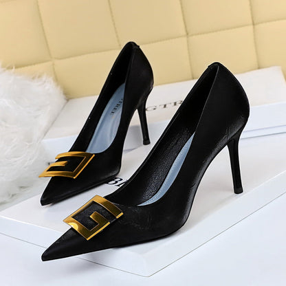 Elegante Pailletten-Stiletto-Pumps von Andrea Serena