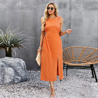 Elegantes ärmelloses Sommer-Midikleid von Andrea Serena