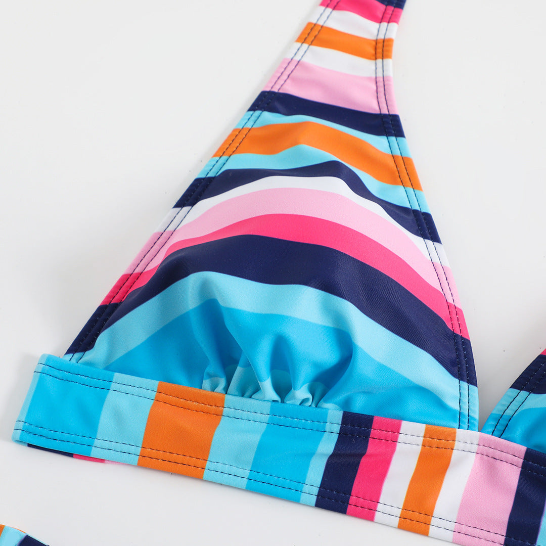 Gestreifter High-Waist-Bikini von Andrea Serena