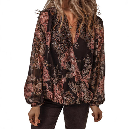 Chiffon-Top mit Blumenmuster und V-Ausschnitt von Andrea Serena
