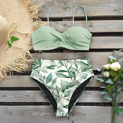 Floraler High-Waist-Bikini von Andrea Serena