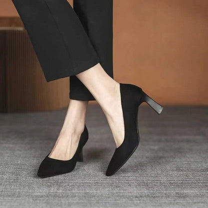Elegante schwarze Stiletto-Pumps von Andrea Serena