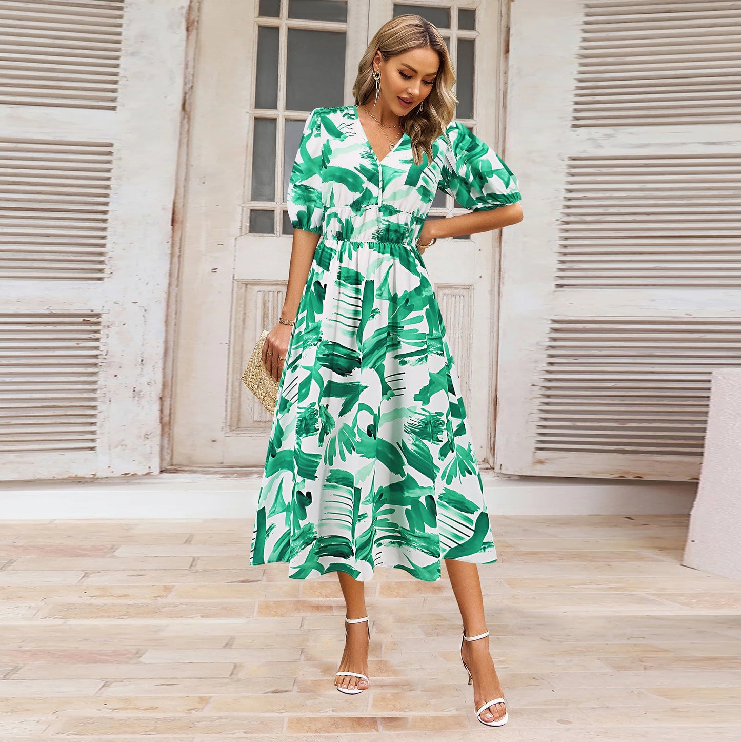 Bohemian Floral V-Ausschnitt Kleid von Andrea Serena
