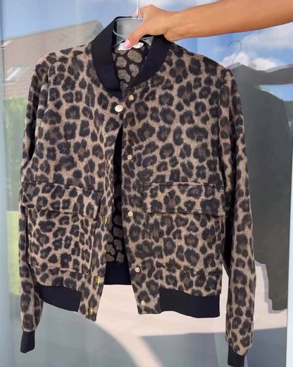 Andrea's™ | Modische jacke mit leopardenmuster und druckknopftasche