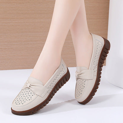 Elegant Comfort Andrea Serena Flat Leather Loafers