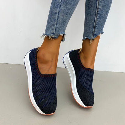 Pinterest-inspirierte Andrea Serena Keilsneaker