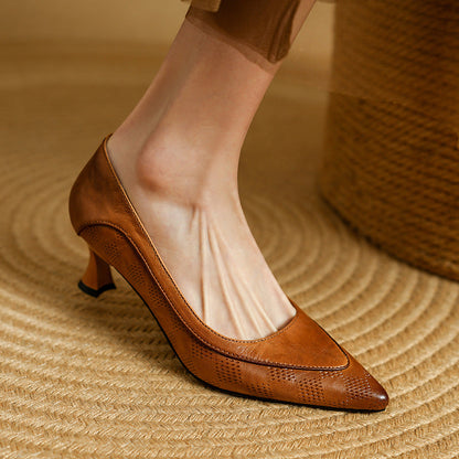 Elegante spitze Lederpumps von Andrea Serena