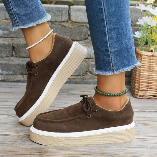 Andrea's™ | Trendige Damen-Retro-Sneaker mit Schnürung und runder Spitze