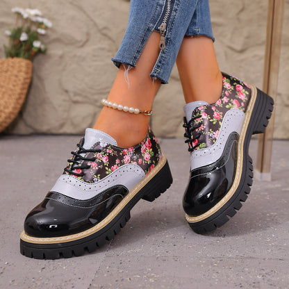 Elegante, florale Andrea Serena Freizeitschuhe in Übergrößen