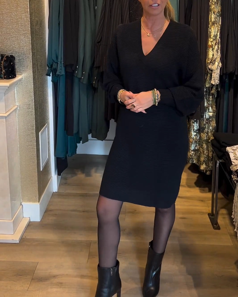 Andrea's™ | Einfarbiges Pulloverkleid mit V-Ausschnitt