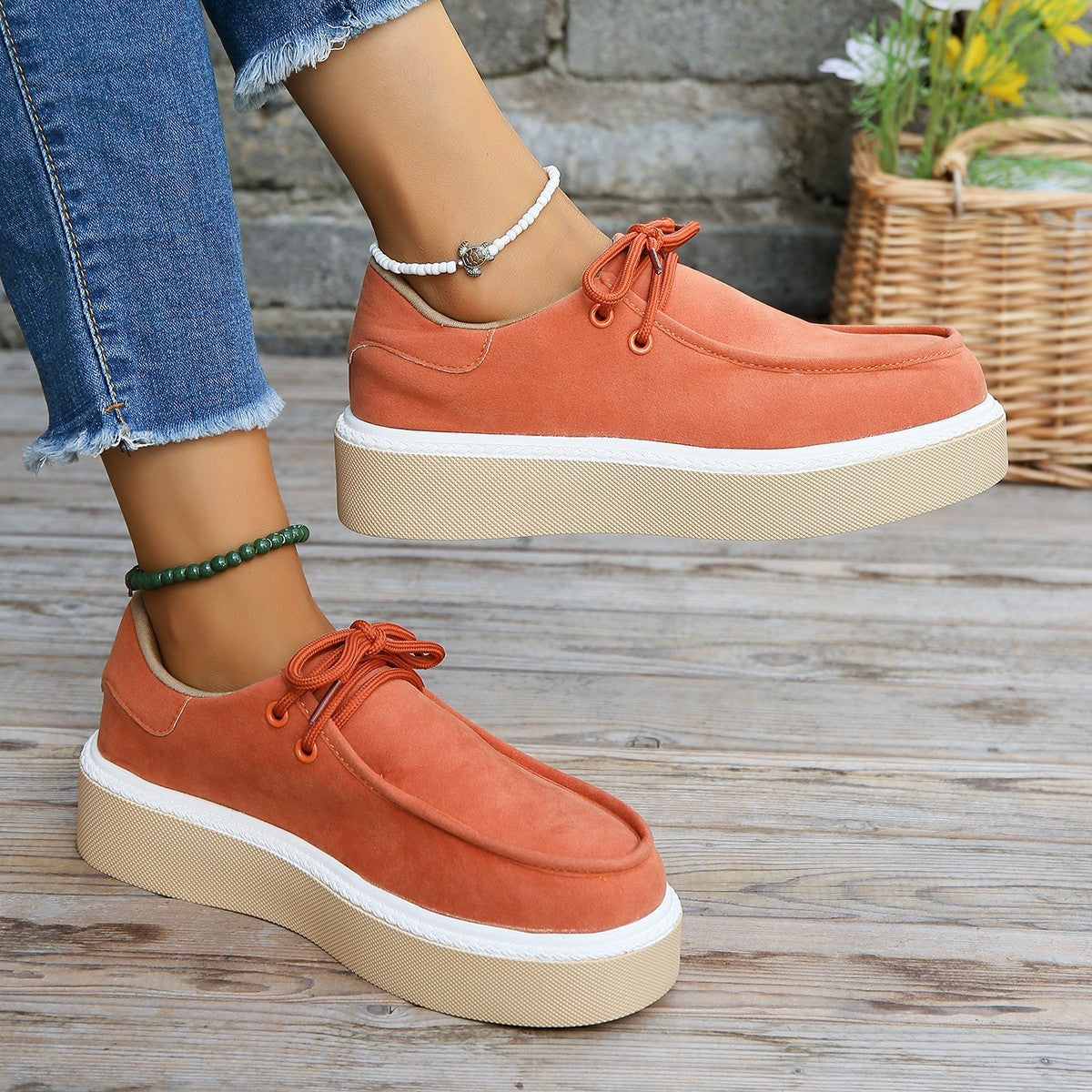 Andrea's™ | Trendige Damen-Retro-Sneaker mit Schnürung und runder Spitze
